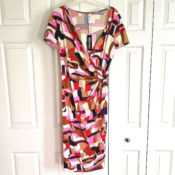 24/7 Comfort Apparel Dresses & Skirts - NWT Faux Wrap Colorful Dress (L)